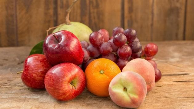 Κόψτε το κάπνισμα τρώγοντας φρούτα