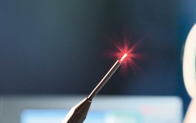 Από το νυστέρι στη χρήση του λέιζερ