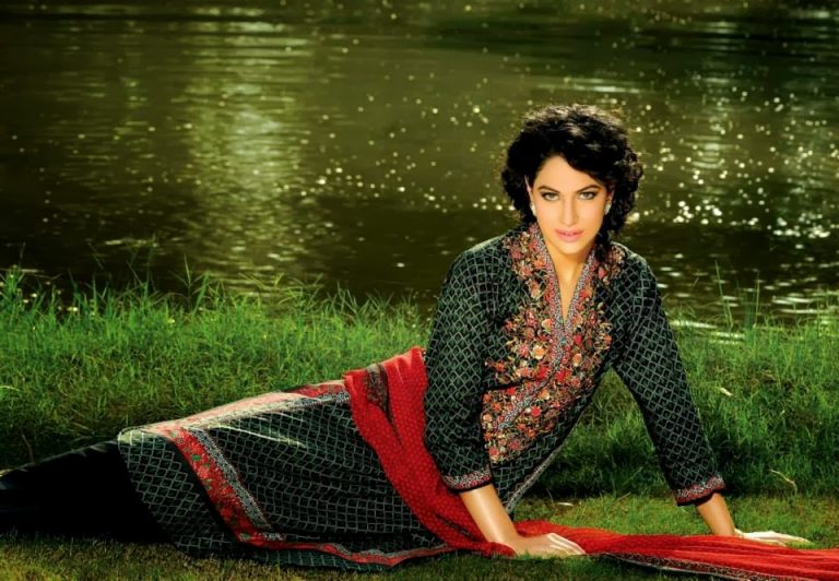 Λουλουδάτα φορέματα