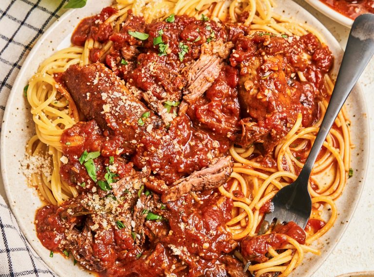 Γουρουνόπουλο με μακαρόνια