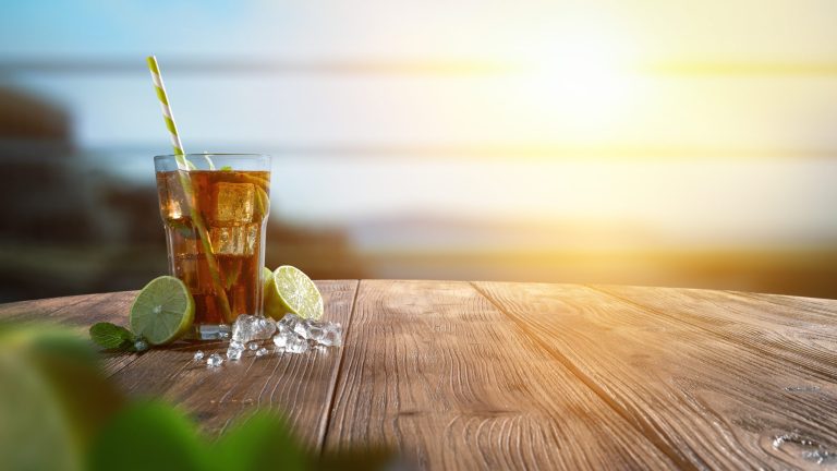 Να πίνετε τσάι το καλοκαίρι