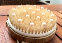 Η τρίχινη βούρτσα για το μασάζ
